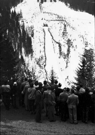 Feldberg: Internationales Feldberg-Skispringen; Sprungschanze mit Publikum