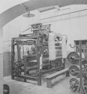 Handwebstuhl : Technikgeschichte | Technologie | Fasern, Gespinste und Gewebe | Leinenindustrie | Mechanische Weberei