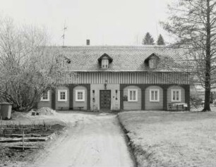 Neugersdorf, Umgebindehaus : Neugersdorf. Wohnhaus (Ende 19. Jahrhundert), Auenstraße 11. Eingangsfront