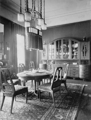 Kunsthandlung Keller und Reiner — Innenausstattung