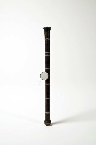 Open inner flute with finger holes