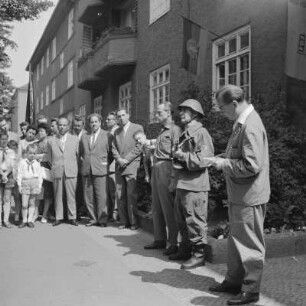 Gedenkfeier zum 80. Geburtstag von Georgi Dimitroff in Berlin - Adlershof.