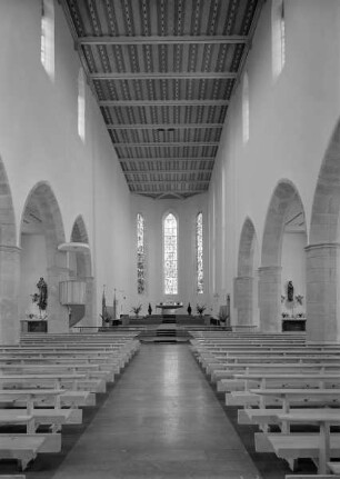 Katholische Stadtpfarrkirche Johannes der Täufer