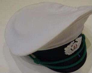 Schirmmütze NVA (2) Marine ?