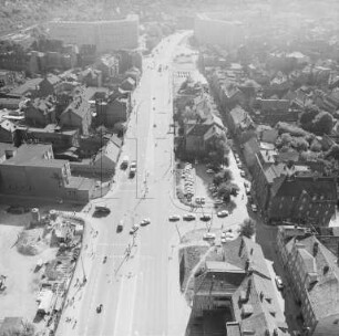 Straßenkreuzung Juri-Gagarin-Ring und Lachsgasse in Erfurt : Blickrichtung Südwesten