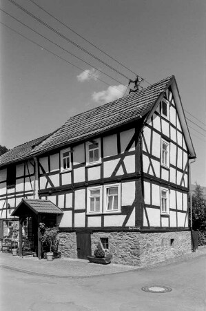 Wohnhaus (Wohnhaus, Fachwerk); Vöhl, Herzbergstraße 6