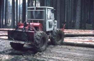 Fotografie: Forsttechnik, Transport, Seilwinde