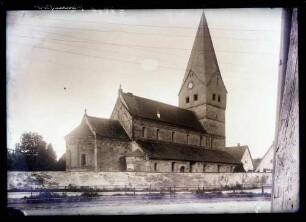 Kirche von Nordosten