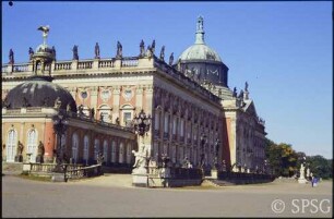 Potsdam, Park Sanssouci, Neues Palais.