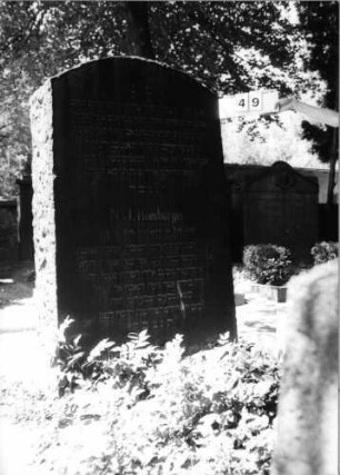 Grabstein 49