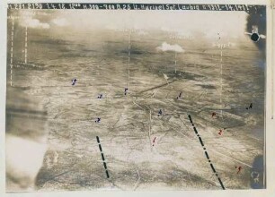 Foto des Geländes zwischen Auchonvillers und La Signy Ferme (Luftbild)
