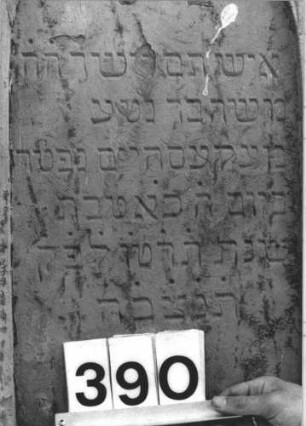 Grabstein 390 (Detailaufnahme)