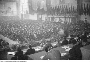 Leipzig, Landesfunktionärs-Konferenz der Freien Deutschen Jugend (FDJ), Porträt Horst Schröder, 4. Februar 1951