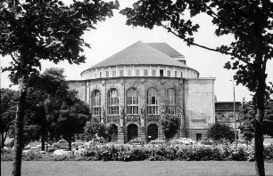 Freiburg i. Br.: Stadttheater nach dem Umbau
