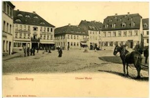 Ronneburg. Oberer Markt mit Pferd