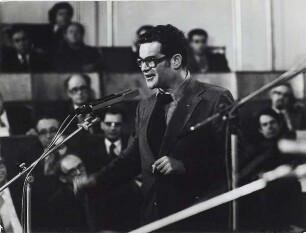 Konrad Wolf : Eröffnungsfeier der Akademie der Künste der DDR im Langenbeck-Virchow-Haus anlässlich der Einweihung des neuen Gebäudes