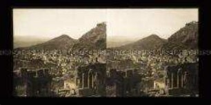Blick vom griechischen Theater auf Taormina