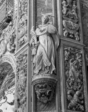 Skulpturenschmuck — Heiliger Petrus Martyr