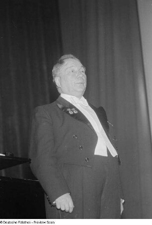 Auftritt des Bassisten Michailow