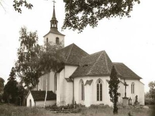 Schwaden (heute Ústí nad Labem-Svádov). Kirche mit Kirchhofsmauer. Ansicht von Südosten