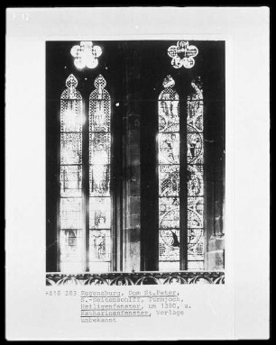 Fenster s XV, Katharinenfenster, gestiftet von den Familien Wilhelmsdorfer und Dollinger. Felder: Szenen aus dem Leben von Sankt Katharina