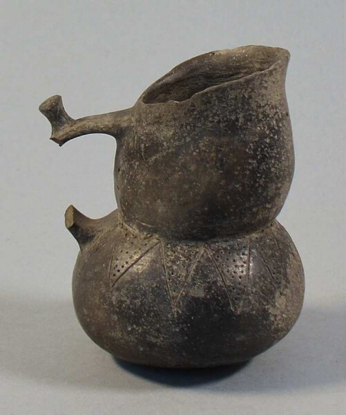 Clay vessel