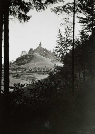 Seitenroda, Leuchtenburg : Seitenroda. Leuchtenburg. Ansicht vom Dohlenstein von Nordwesten