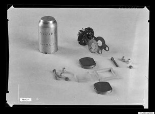 Quarz-Platte in der Halterung Einzelteile; Foto 1963