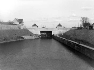 Untere Schleuse Wasserstraßenkreuz Minden/MLK