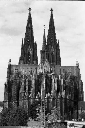 Köln: Kölner Dom, Rückseite von der Hohenzollernbrücke
