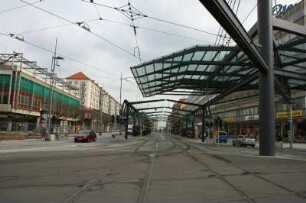 Dresden-Altstadt, Wilsdruffer Straße. Zentralhaltestelle Postplatz (Umbau 2005-2006) der Dresdner Verkehrsbetriebe (DVB)