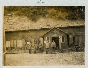 Foto des Büros in der alten Anlage des Nahkampfmittelkommandos Efringen
