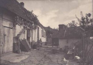 Wiesenthalerhof. Arbeiterhaus mit Backofen