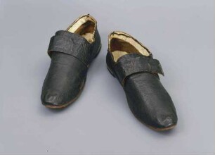 Paar Schuhe von Immanuel Kant