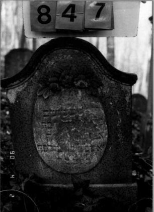 Grabstein 847 (neu: 77)