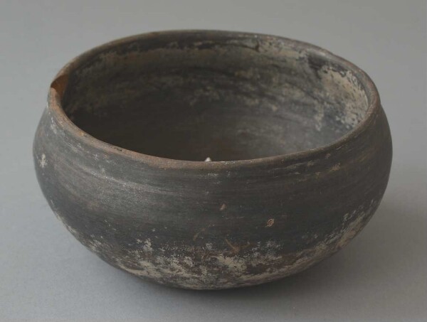 Clay vessel