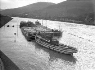 Unterer Vorhafen Hirschhorn, Hochwasser und Schiffe