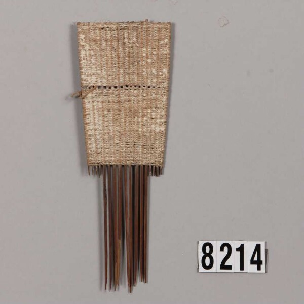 Decorative comb