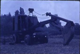Sowjetischer Universal-Autobagger Typ E-301 mit Priestman-Dränlöffel
