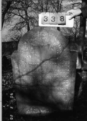 Grabstein 338