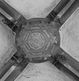 Schlußstein mit Rosette