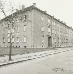 Dresden-Südvorstadt, Kaitzer Straße 10 und 8. Wohnhaus (um 1950)