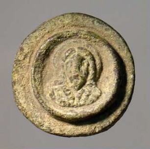 Dicke runde Platte mit Christusbüste als Relief