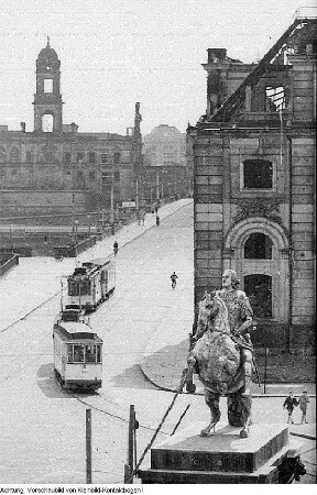 Dresden, Neustädter Markt. Wiederaufbau des "Goldenen Reiters", 1955