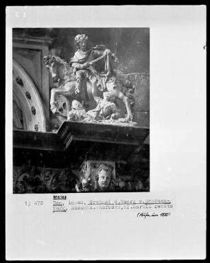 Grabmal des Dompropstes Georg von Schönenburg, Bischof von Worms: Der heilige Martin