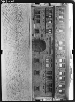 Bad Langensalza, Salzstraße 2/3. Klopstockhaus (um 1609, 2. H. 17. Jh.). Straßenfront