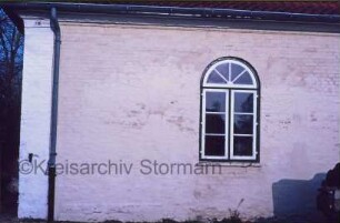 Blumendorf: Gut: westliches Torhaus: Südwand mit Fenster
