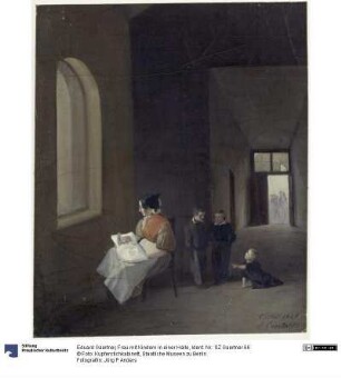 Frau mit Kindern in einer Halle