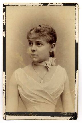 Portrait von Frau Tetzlaff