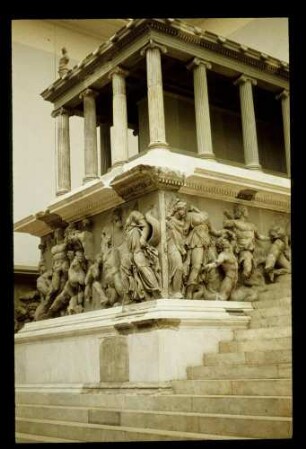 Pergamon-Altar 30.4.61.